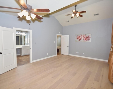 13611 Summer Cloud Lane - Photo Thumbnail 23