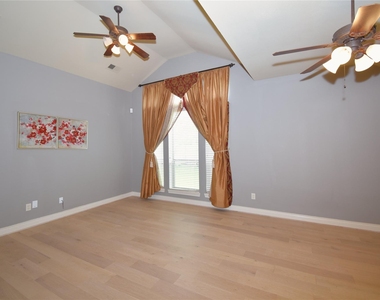 13611 Summer Cloud Lane - Photo Thumbnail 21