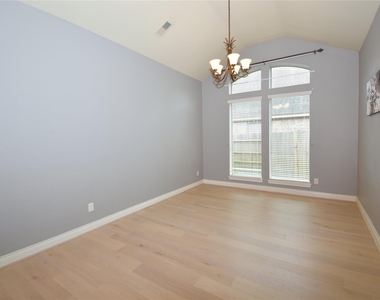 13611 Summer Cloud Lane - Photo Thumbnail 16