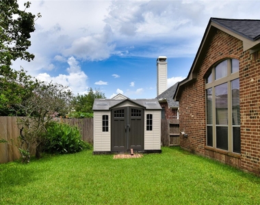 13611 Summer Cloud Lane - Photo Thumbnail 34