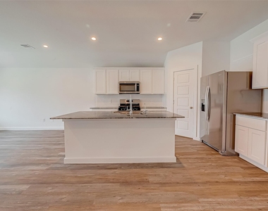 1018 Fringed Bluestar Drive - Photo Thumbnail 6