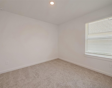1018 Fringed Bluestar Drive - Photo Thumbnail 24
