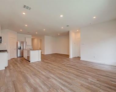 1018 Fringed Bluestar Drive - Photo Thumbnail 12