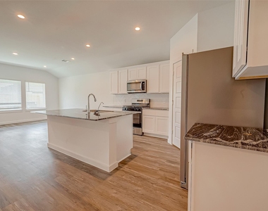 1018 Fringed Bluestar Drive - Photo Thumbnail 8