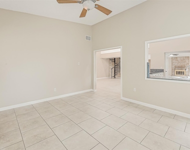 2302 Brook View Lane - Photo Thumbnail 17