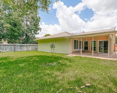 2302 Brook View Lane - Photo Thumbnail 38