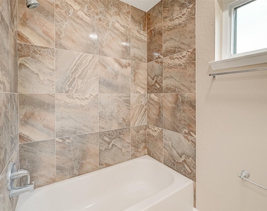 2302 Brook View Lane - Photo Thumbnail 24