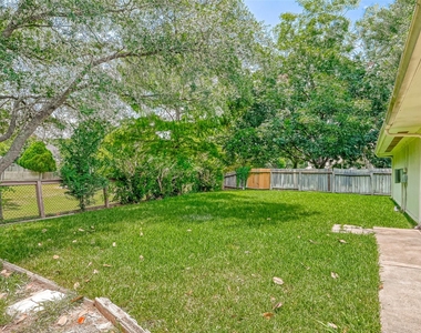 2302 Brook View Lane - Photo Thumbnail 37