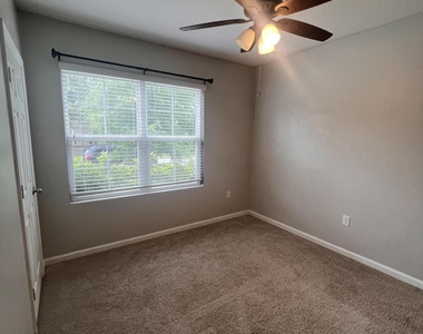 309 Cactus Street Se - Photo Thumbnail 11