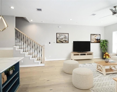 4508 Hardy Street - Photo Thumbnail 3