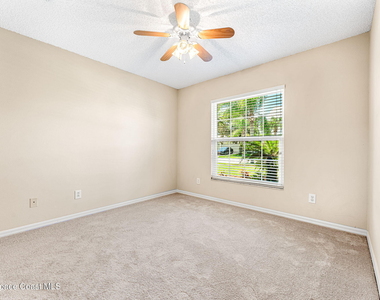 1622 Laramie Circle - Photo Thumbnail 22