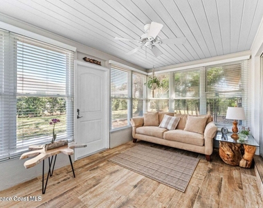 301 S Ramona Avenue - Photo Thumbnail 8