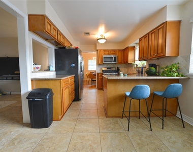 5118 Lymbar Drive - Photo Thumbnail 10