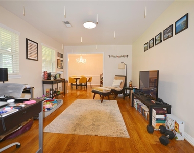 5118 Lymbar Drive - Photo Thumbnail 6