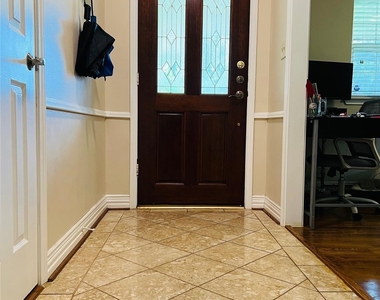 5118 Lymbar Drive - Photo Thumbnail 4