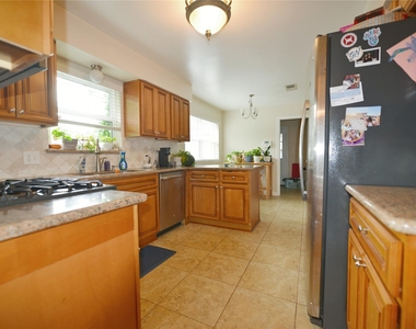 5118 Lymbar Drive - Photo Thumbnail 11