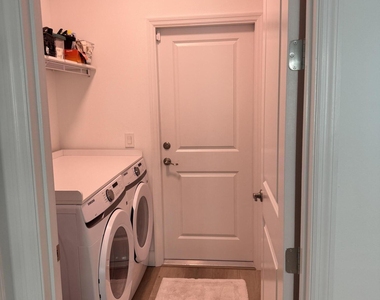 3198 Wessel Avenue Se - Photo Thumbnail 6