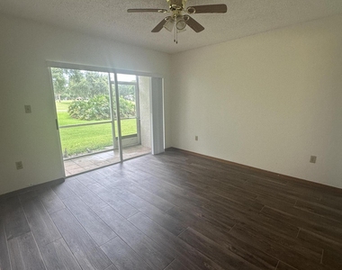 1600 Woodland Drive - Photo Thumbnail 6