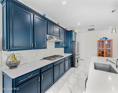 8920 Shoreline Avenue - Photo Thumbnail 17