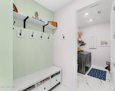 8920 Shoreline Avenue - Photo Thumbnail 8