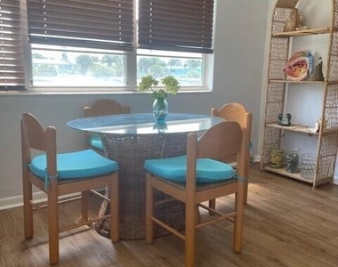 424 Johnson Avenue - Photo Thumbnail 11