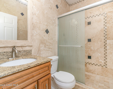 2893 Glasbern Circle - Photo Thumbnail 14