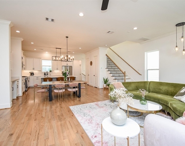 918 W 25th Street - Photo Thumbnail 16