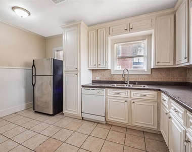 2611 Rosewood Street - Photo Thumbnail 14