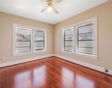 2611 Rosewood Street - Photo Thumbnail 16