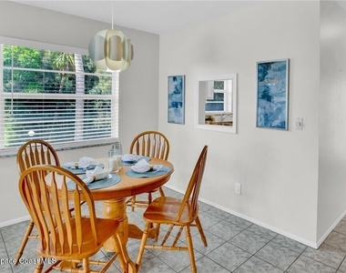 17 Vista Palm Lane - Photo Thumbnail 4