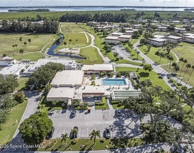 17 Vista Palm Lane - Photo Thumbnail 31