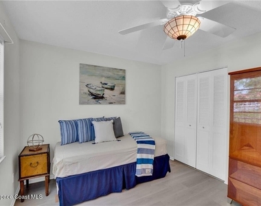 17 Vista Palm Lane - Photo Thumbnail 10
