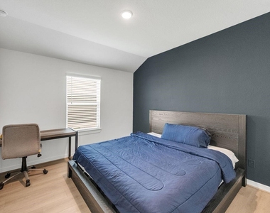 5119 Murillo Drive - Photo Thumbnail 20