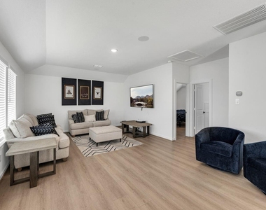 5119 Murillo Drive - Photo Thumbnail 19