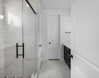5119 Murillo Drive - Photo Thumbnail 14