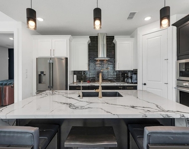 5119 Murillo Drive - Photo Thumbnail 5