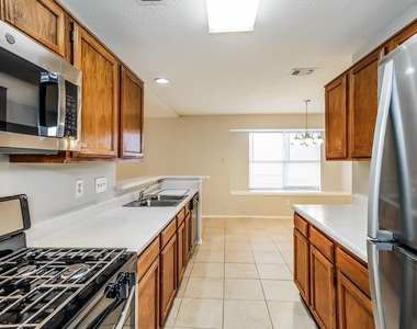 2606 Olster Drive - Photo Thumbnail 4