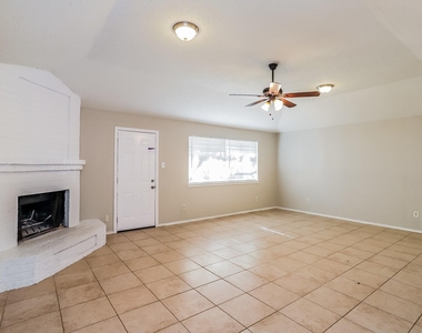 2606 Olster Drive - Photo Thumbnail 2