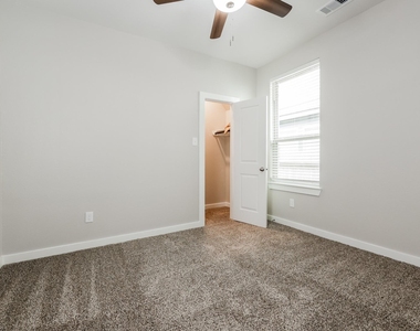 235 Aster View Court - Photo Thumbnail 9