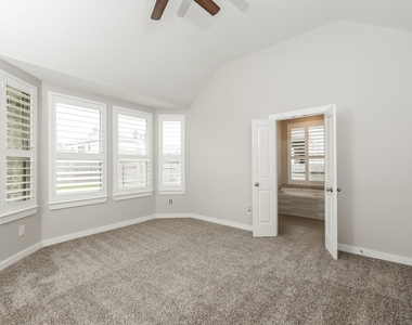 235 Aster View Court - Photo Thumbnail 8