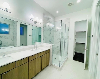 5855 Dolores Street - Photo Thumbnail 7