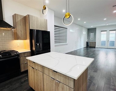 5855 Dolores Street - Photo Thumbnail 27