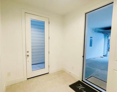 5855 Dolores Street - Photo Thumbnail 14