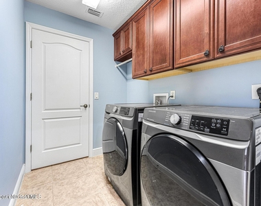 3084 Constellation Drive - Photo Thumbnail 29