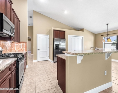 3084 Constellation Drive - Photo Thumbnail 9