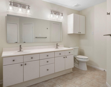 13 E Willowwood Court - Photo Thumbnail 24