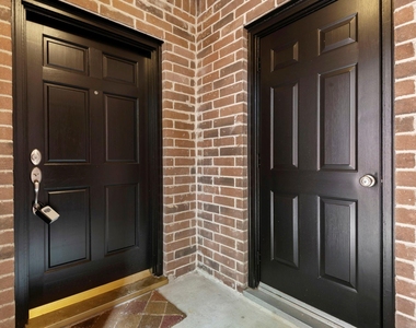 13 E Willowwood Court - Photo Thumbnail 2