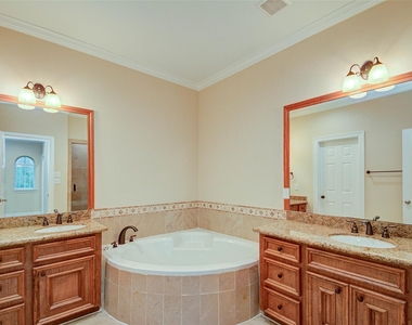 1904 Lauderdale Street - Photo Thumbnail 19