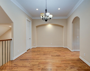 1904 Lauderdale Street - Photo Thumbnail 11
