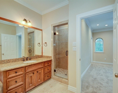 1904 Lauderdale Street - Photo Thumbnail 18